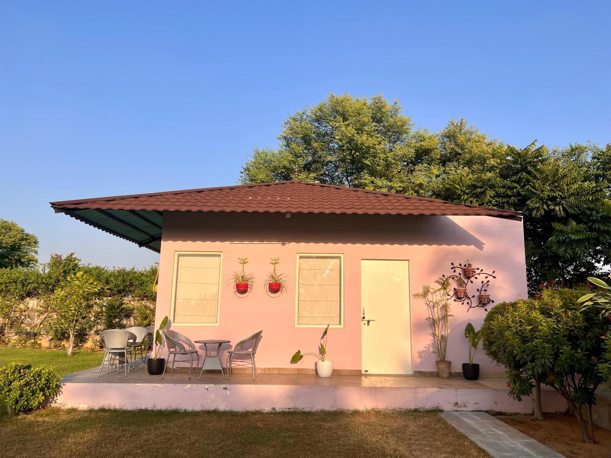 Gazibo Elegant Farm Stay With Swimming Pool Jaipur Exterior photo